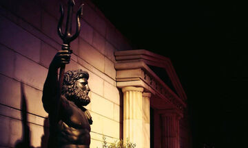 Θεοί του Ολύμπου: Έκθεση στον Ελληνικό Κόσμο