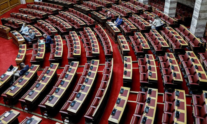 Υπόθεση παρακολουθήσεων: Ξεκινά η συνεδρίαση της εξεταστικής επιτροπής