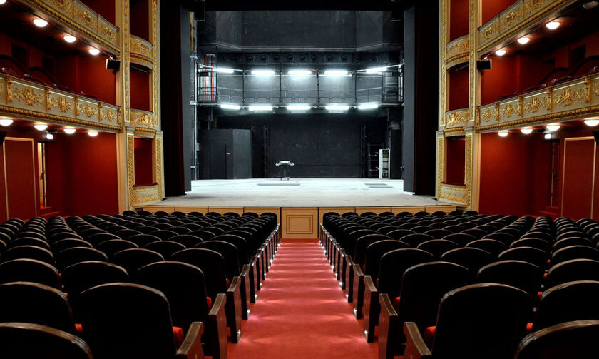 Το πλούσιο φετινό πρόγραμμα στο Δημοτικό Θέατρο Πειραιά