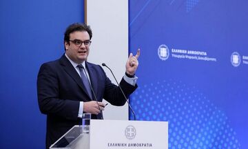 Πιερρακάκης: «Μέχρι το 2027 η Ελλάδα θα έχει καλύτερη θέση στην σταθερή τηλεφωνία»