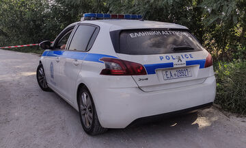 Καστοριά: Συνελήφθη ο γιος της γυναίκας που βρέθηκε θαμμένη κοντά σε γήπεδο (vid)