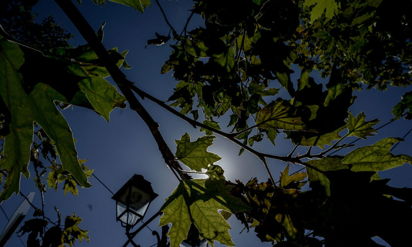 Καιρός: Πιθανότητα ασθενών βροχών αύριο στα βορειοδυτικά και ηλιοφάνεια στην υπόλοιπη χώρα