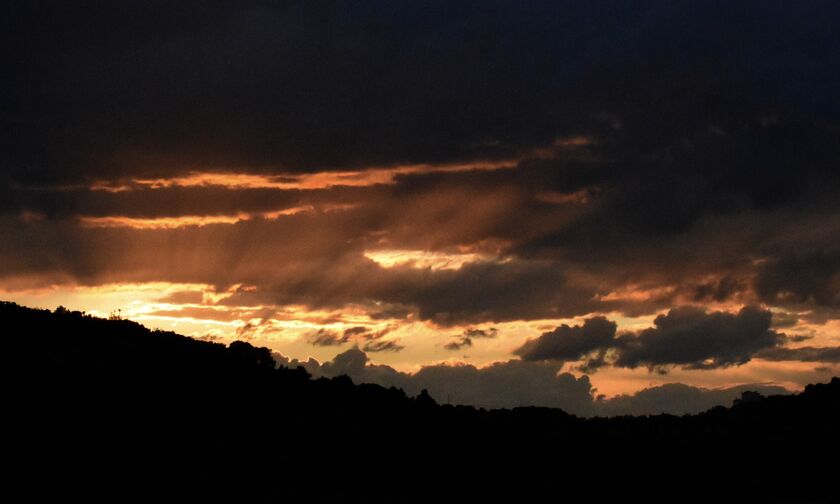 Καιρός: Αραιές νεφώσεις 