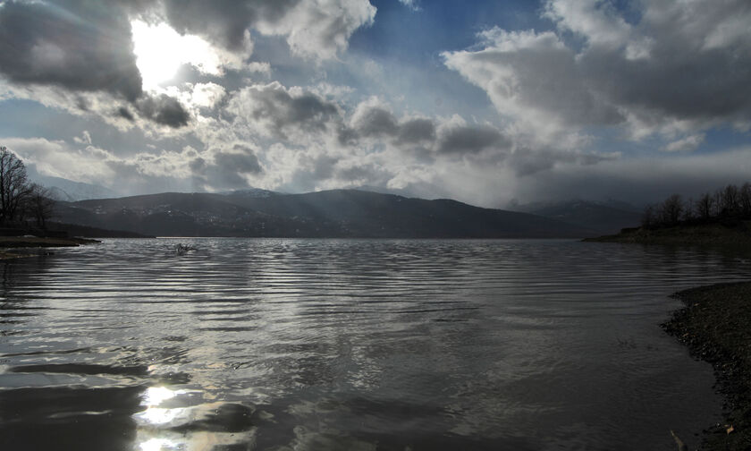 Καιρός: Λίγες νεφώσεις που το μεσημέρι πρόσκαιρα θα αυξηθούν