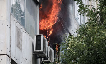 Κίνα: Δεκαεπτά νεκροί από πυρκαγιά σε εστιατόριο (vid)