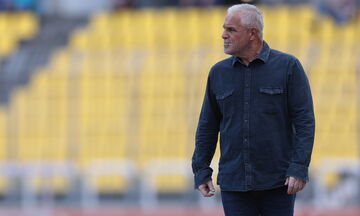 Βοσνιάδης: «Είναι ντροπή επαγγελματίες ποδοσφαιριστές να παίζουν σ’ αυτές τις συνθήκες»