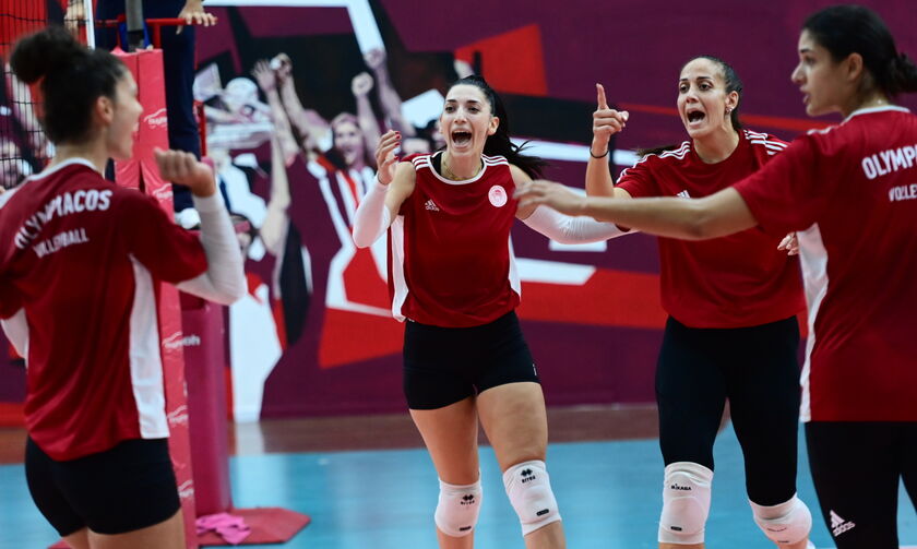 Oλυμπιακός-ΑΟ Θήρας 3-0: Με 14 πόντους της Γουίντερς