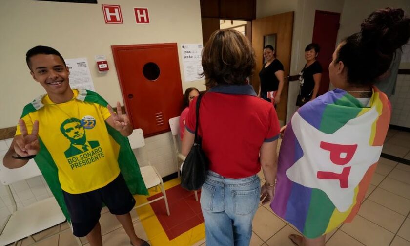 Βραζιλία: Σε δεύτερο γύρο θα κριθούν οι εκλογές, ισχνό προβάδισμα Λούλα