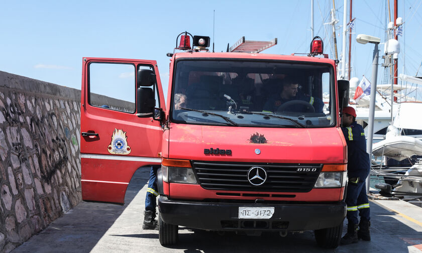 Ηράκλειο: Συναγερμός στην Πυροσβεστική για πυρκαγιά σε αποθήκη συνεταιρισμού