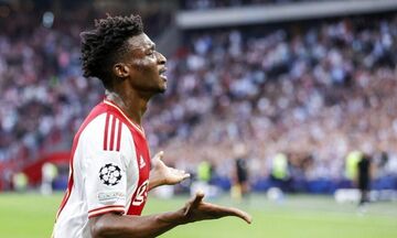 Άγιαξ: Αρνήθηκαν να αλλάξουν φανέλες μετά τη βαριά ήττα (vid)