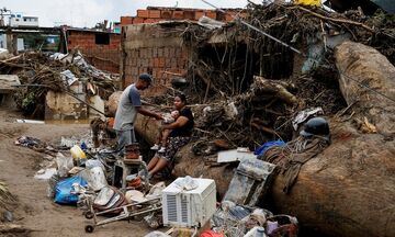 Βενεζουέλα: Τουλάχιστον 25 νεκροί, πάνω από 50 αγνοούμενοι μετά τις κατολισθήσεις στην Λας Τεχερίας