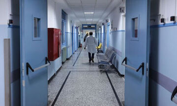 Πάτρα: Στο νοσοκομείο 15 μικρά παιδιά με συμπτώματα μικροβιακής ίωσης