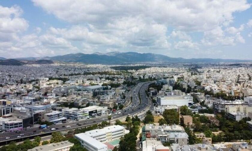 Standard and Poor's: Διατηρεί την Ελλάδα στο σκαλί πριν την επενδυτική βαθμίδα - Πού βλέπει κίνδυνο