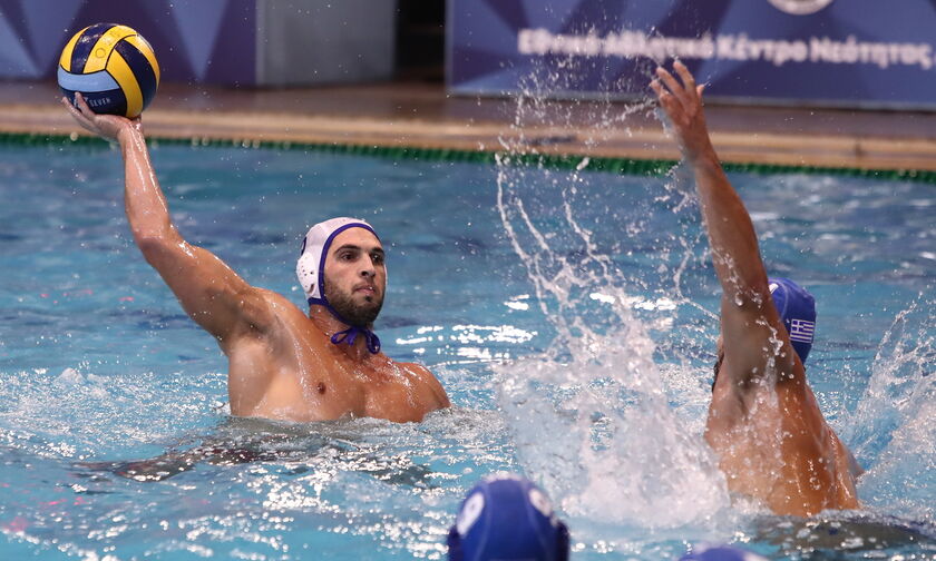 Ολυμπιακός – Ελλάδα 17-10: Δύο στα δύο κόντρα στη «γαλανόλευκη»