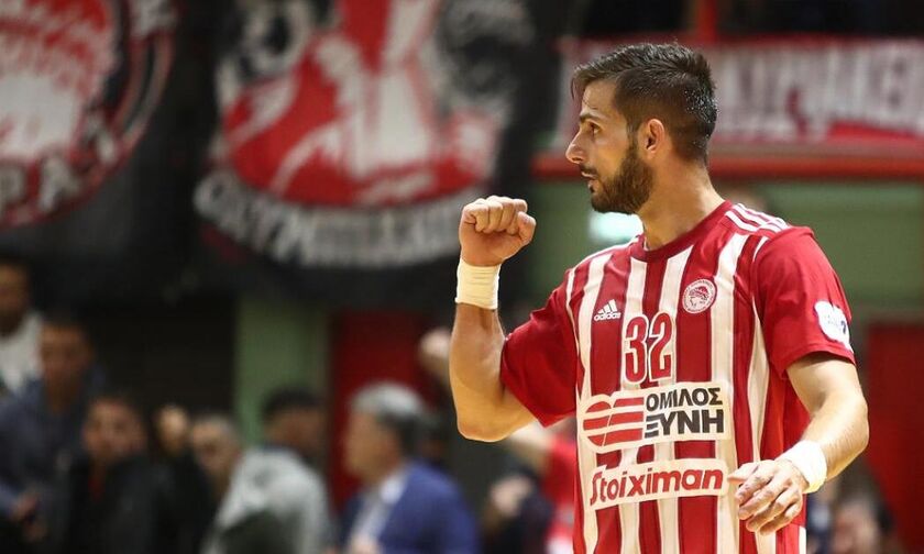 Handball Premier: Ο Ολυμπιακός τερμάτισε το αήττητο του ΠΑΟΚ (28-22) και τον προσπέρασε!