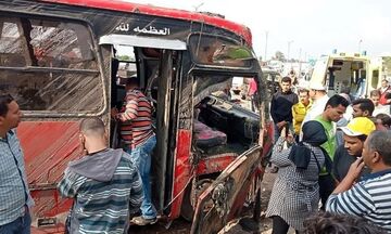 Αίγυπτος: Τουλάχιστον 19 νεκροί και 6 τραυματίες από πτώση λεωφορείου σε κανάλι