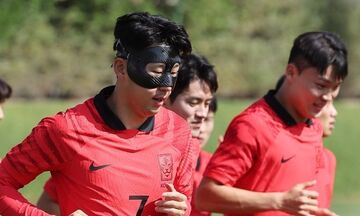 Νότια Κορέα: Ο... μασκοφόρος Σον δεν είναι βέβαιος ότι θα μπορέσει να παίξει σε όλα τα ματς