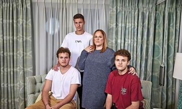 Βρετανία: Μητέρα μαχαίρωσε μέχρι θανάτου τον παιδεραστή που βίασε τους τρεις γιους της