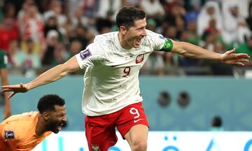 Πολωνία – Σαουδική Αραβία 2-0: Στο κόλπο της πρόκρισης οι «αετοί», ιστορικό γκολ ο Λεβαντόφσκι