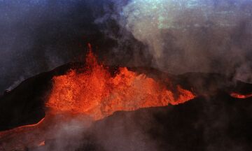 Χαβάη: Εξερράγη το ηφαίστειο Μάουνα Λόα - Σε ετοιμότητα οι κάτοικοι (video)