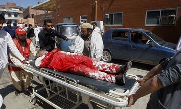 Πακιστάν: Τουλάχιστον τέσσερις νεκροί και 27 τραυματίες μετά από επίθεση βομβιστή 