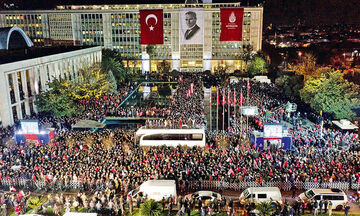 Τουρκία: Πολιτικός σεισμός μετά την καταδίκη Ιμάμογλου