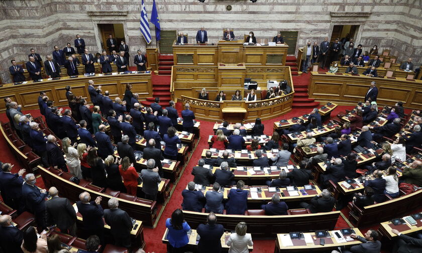 Προϋπολογισμός 2023: Υπερψηφίστηκε με 156 «ναι» και 143 «όχι»