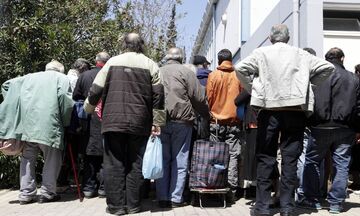 Δήμος Αθηναίων: Πάνω από 2.000 γεύματα θα μοιράσει σε άστεγους και δομές