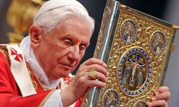 Βατικανό: Πού και πότε θα γίνει η ταφή του πρώην πάπα Βενέδικτου - Λαϊκό προσκύνημα