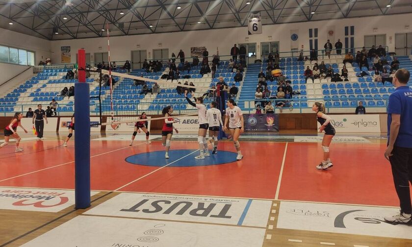 Volley League Γυναικών: Εύκολα ο ΑΟ Θήρας 3-0 τον ΖΑΟΝ