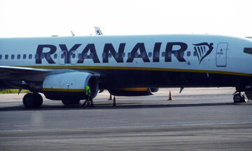 «Ελευθέριος Βενιζέλος»: Φάρσα η αναφορά για βόμβα στο αεροσκάφος της Ryanair