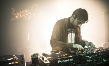 John Talabot: Στην Αθήνα ένα από τα σπουδαία ονόματα της τέκνο σκηνής