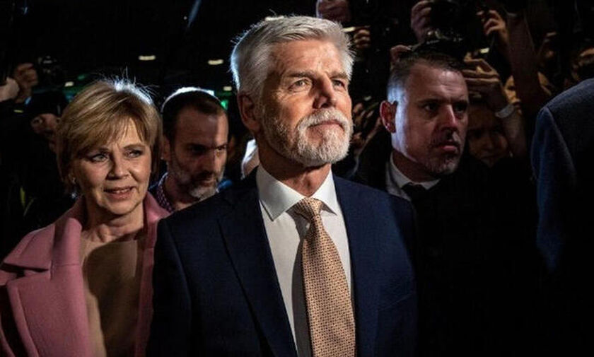 Προεδρικές εκλογές Τσεχία: Νικητής ο απόστρατος στρατηγός Πετρ Πάβελ 