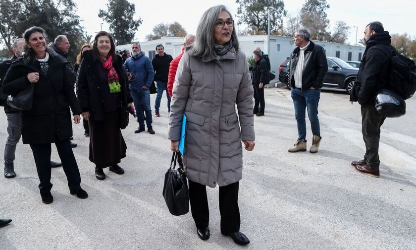 Σακοράφα: «Κανείς δεν φεύγει από τον Άγιο Κοσμά μέχρι νεοτέρας!»