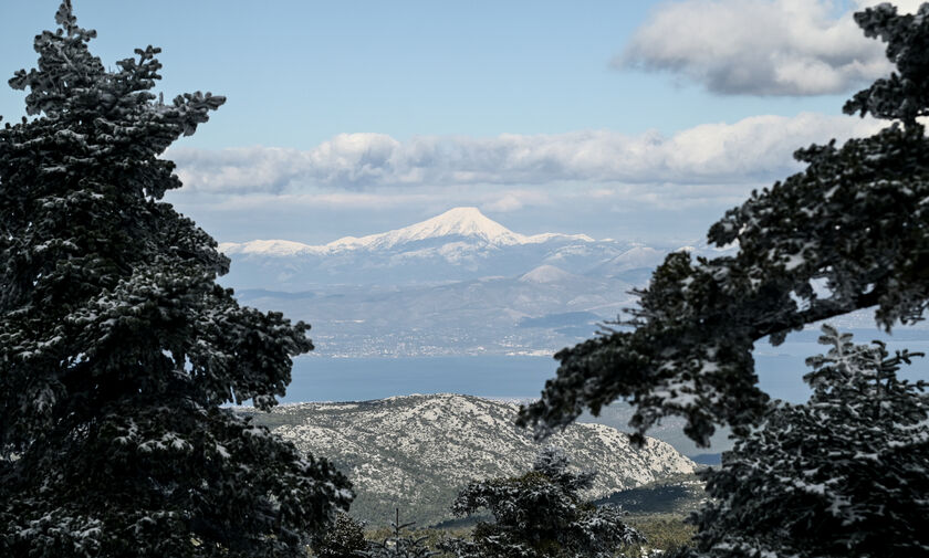 Καιρός: Αισθητή πτώση της θερμοκρασίας με κατά τόπους πυκνές χιονοπτώσεις στην ανατολική Ελλάδα