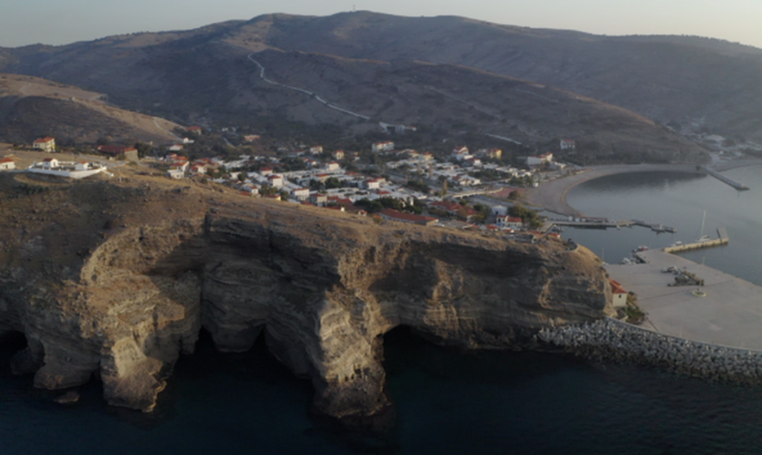 «Νησιά στην Άκρη»: Ταξίδι στον Άη Στράτη