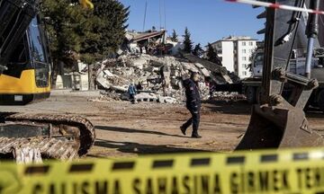 Τουρκία: Τουλάχιστον ένας νεκρός από τον νέο σεισμό, κατέρρευσαν κτίρια