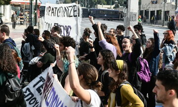 Π.Ο.Θ.Α.: Αναβάλλεται η αυριανή διαμαρτυρία έξω από το Θέατρο Ολύμπια