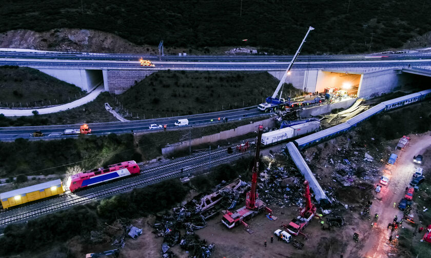 Τραγωδία στα Τέμπη: Έλιωσαν σίδερα και επιβάτες οι 1.300 βαθμοί Κελσίου