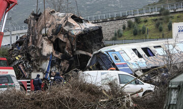 Τραγωδία στα Τέμπη: Τουλάχιστον 46 νεκροί - Απανθρακωμένες σοροί στο βαγόνι του εστιατορίου (vid)
