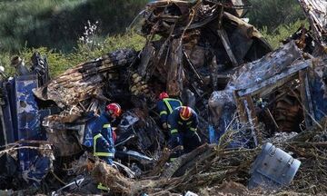 Τραγωδία στα Τέμπη: Τι υποστηρίζει ο επιθεωρητής του ΟΣΕ που τέθηκε σε αργία (vid)