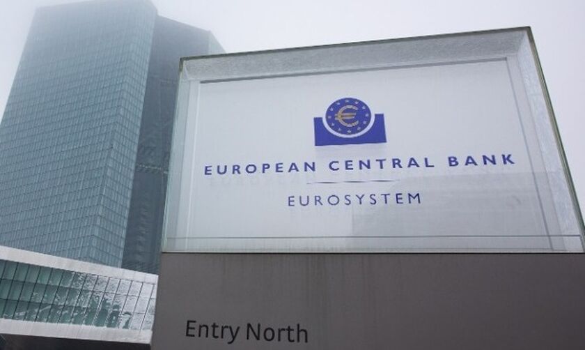 Αύξησε τα επιτόκια η ΕΚΤ - Σε ετοιμότητα να στηρίξει τη ρευστότητα των τραπεζών