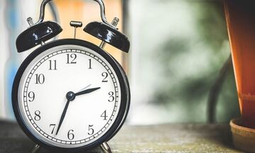 Αλλαγή ώρας 2023: Πότε γυρίζουμε τα ρολόγια μας μία ώρα μπροστά