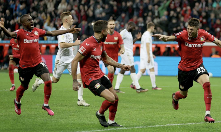 Μπάγερ Λεβερκούζεν-Μπάγερν Μονάχου 2-1: Ανατροπή με πέναλτι και μόνη πρώτη η Ντόρτμουντ (highlights)