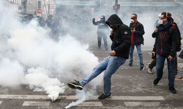 Γαλλία: Διαδηλώσεις χωρίς τέλος – Οργή μετά την προεδρική αδιαλλαξία