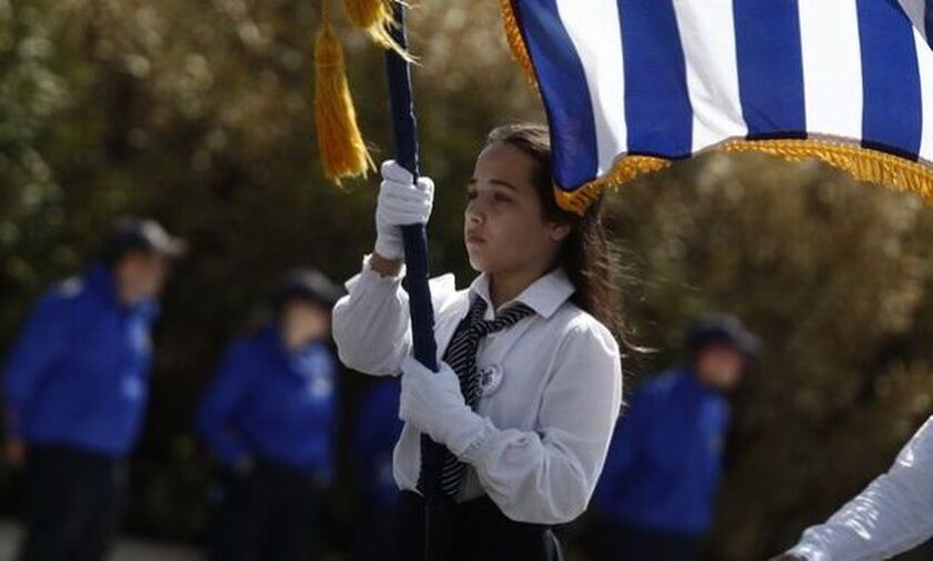 25η Μαρτίου: Η μαθητική παρέλαση στο κέντρο της Αθήνας σε εικόνες - Κυκλοφοριακές ρυθμίσεις