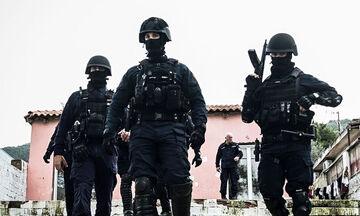 Ηλεία: Βρέθηκαν όπλα σε ενοικιαζόμενα δωμάτια