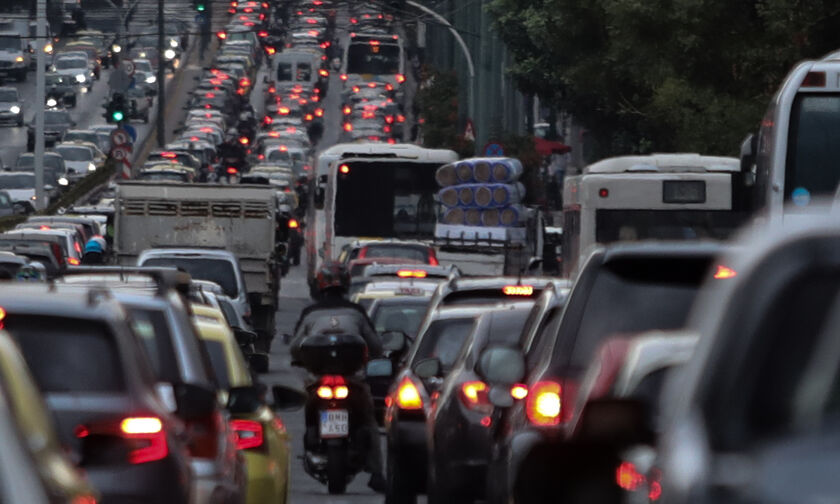 Κυκλοφοριακές ρυθμίσεις την Κυριακή στα νότια προάστια λόγω αθλητικών αγώνων