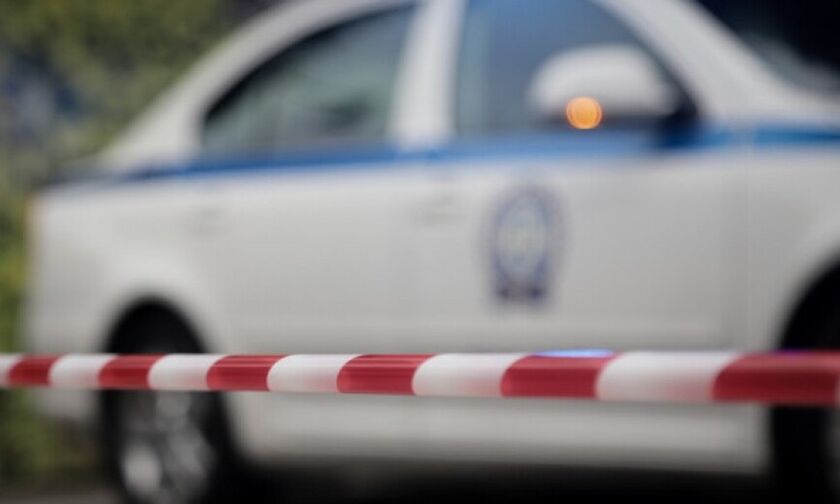 Γυναίκα νεκρή μέσα σε αυτοκίνητο στη Χαλκηδόνα