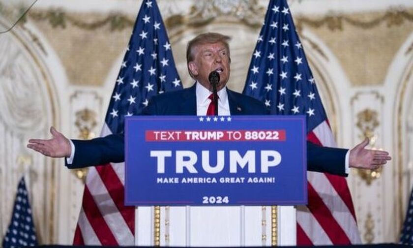 Τραμπ: Ελεύθερος χωρίς εγγύηση μέχρι τη δίκη - Καταγγέλλει παρέμβαση στις εκλογές του 2024